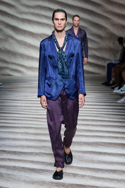 Look 53